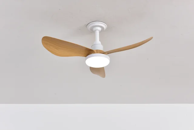 BLT-SFL8202L 32 inch 3-Blade Wood Grain LED Ceiling Fan Light